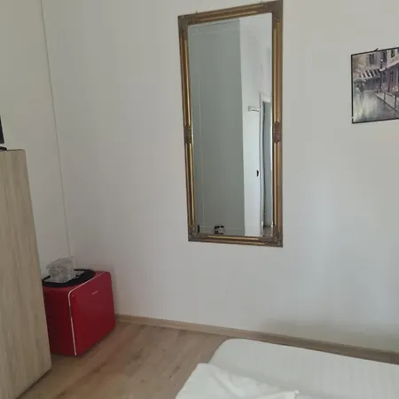 Pensiunea Corina Boutique 3* Κραϊόβα