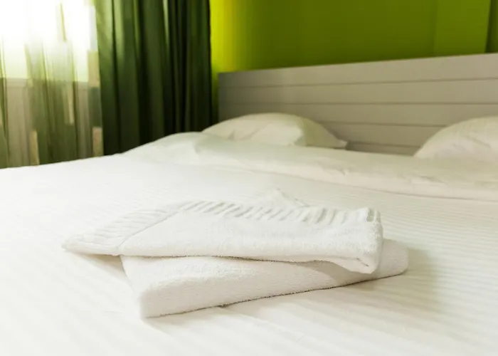 Pensiunea Corina Boutique بيت ضيافة كرايوفا