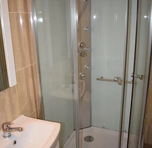 ゲストハウス Pensiunea Corina Boutique クラヨーヴァ